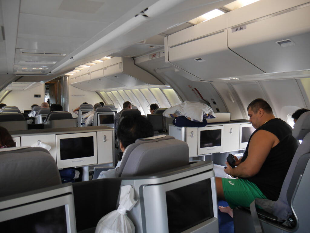 ルフトハンザ 747-400 ビジネスクラス 2階席
